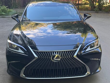 2020 Lexus ES 250 VII, чёрный, 3700000 рублей, вид 3