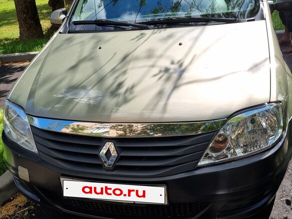 2013 Renault Logan I Рестайлинг, бежевый, 440000 рублей