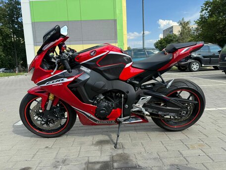2018 Honda CBR 1000 RR/RA Fireblade, красный, 1100000 рублей, вид 3