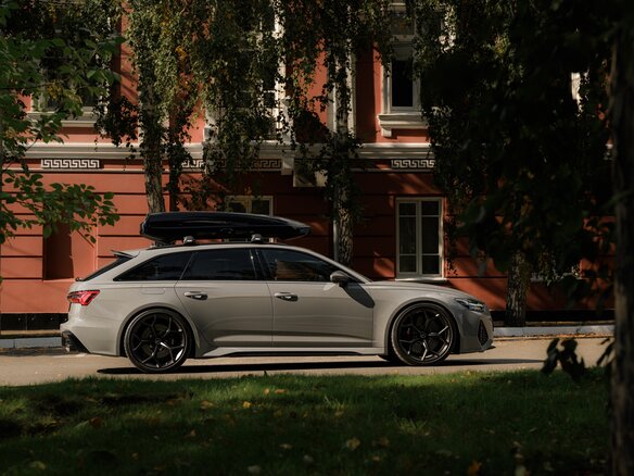2023 Audi RS 6 performance IV (C8), серый, 17400000 рублей - вид 5