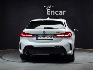 2021 BMW 1 серии 118d III (F40), белый, 2800000 рублей, вид 5