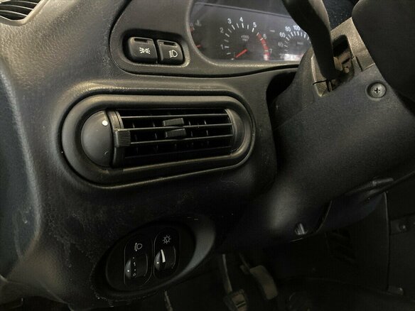 2011 Chevrolet Niva I Рестайлинг, серый, 314000 рублей - вид 7
