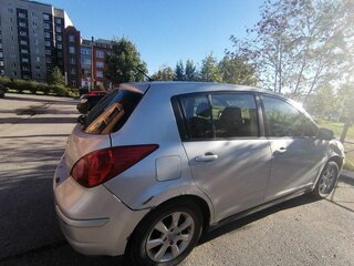 2007 Nissan Tiida I, серебристый, 500000 рублей, вид 4