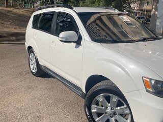 2013 Mitsubishi Outlander II Рестайлинг, белый, 1000000 рублей, вид 4