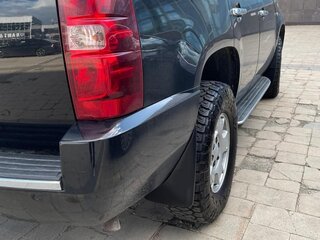 2008 Chevrolet Tahoe III, чёрный, 2410000 рублей, вид 5