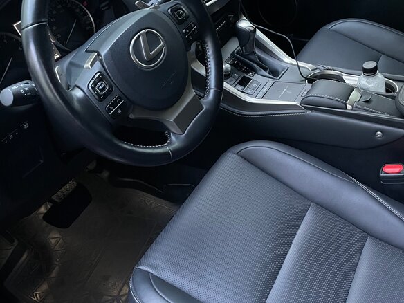 2019 Lexus NX 300 I Рестайлинг, чёрный, 5900000 рублей - вид 9