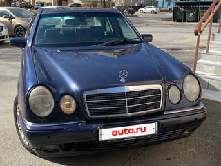 1998 Mercedes-Benz E-Класс 280 II (W210, S210), синий, 245000 рублей, вид 1