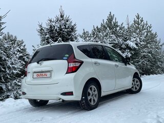 2019 Nissan Note II Рестайлинг, белый, 900000 рублей, вид 4
