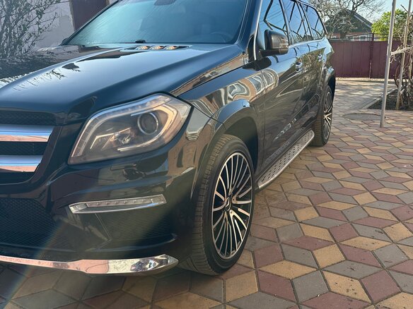 2012 Mercedes-Benz GL-Класс 500 II (X166), чёрный - вид 4