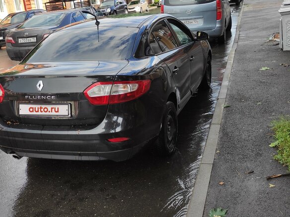 2011 Renault Fluence I, чёрный - вид 2