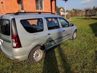 2018 Lada (ВАЗ) Largus I, серебристый, 850000 рублей, вид 1