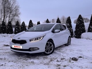 2013 Kia Ceed II, белый, 1500000 рублей, вид 3