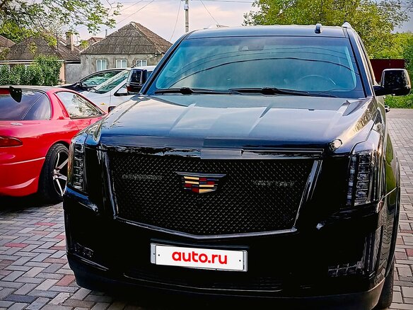 2015 Cadillac Escalade IV, чёрный, 4250000 рублей - вид 1