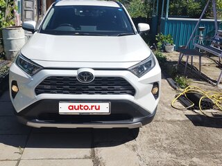 2019 Toyota RAV4 V (XA50), белый, 3110000 рублей, вид 2