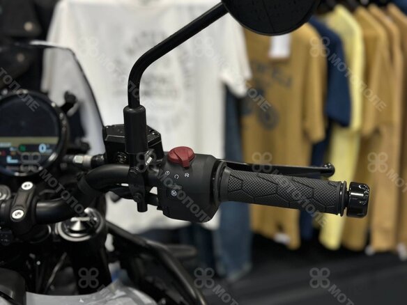 2026 Royal Enfield Himalayan, голубой, 585000 рублей - вид 14