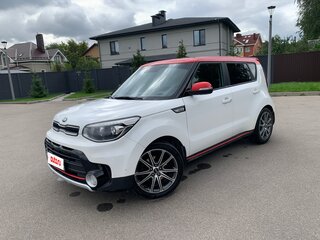 2016 Kia Soul II Рестайлинг, белый, 1300000 рублей, вид 1
