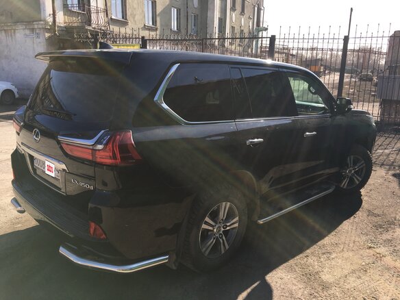 2017 Lexus LX 450d III Рестайлинг 2, чёрный, 8000000 рублей - вид 4