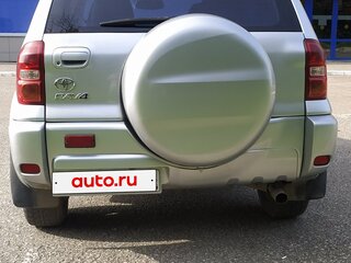 2005 Toyota RAV4 II (XA20) Рестайлинг, серебристый, 950000 рублей, вид 2