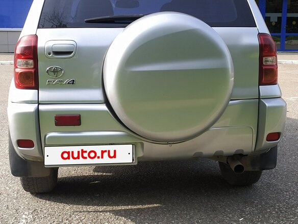 2005 Toyota RAV4 II (XA20) Рестайлинг, серебристый, 950000 рублей - вид 1