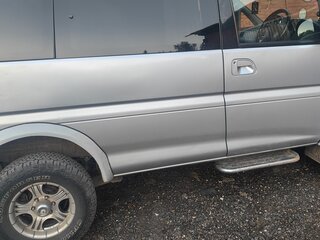 2005 Mitsubishi Delica IV, серый, 1890000 рублей, вид 4