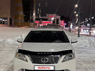 2012 Toyota Camry VII (XV50), белый, 1300000 рублей, вид 3
