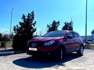 2013 Nissan Qashqai I Рестайлинг, красный, 999795 рублей, вид 1