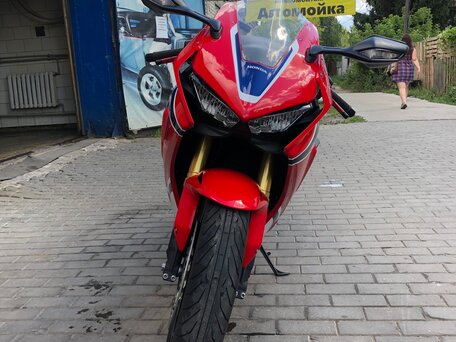 2017 Honda CBR 1000 RR/RA Fireblade, красный, 2500000 рублей, вид 1