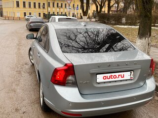 2010 Volvo S40 II Рестайлинг, серебристый, 710000 рублей, вид 4