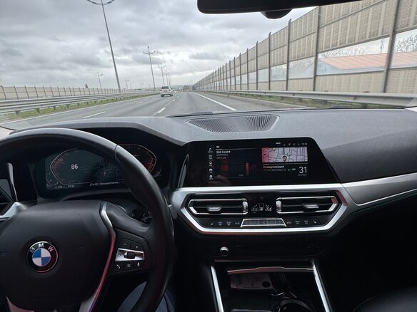 2020 BMW 3 серии 318d VII (G2x), синий, 3200000 рублей - вид 4