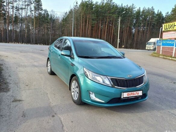 2011 Kia Rio 5-speed III, зелёный, 950000 рублей - вид 5