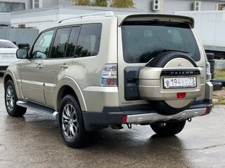 2008 Mitsubishi Pajero IV, бежевый, 1650000 рублей, вид 5