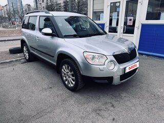 2012 Skoda Yeti I, серебристый, 950000 рублей, вид 2