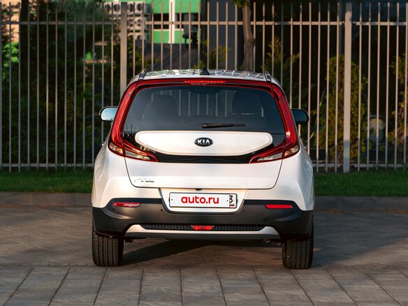 2020 Kia Soul III, белый - вид 5