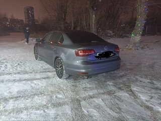 2017 Volkswagen Jetta VI Рестайлинг, серый, 1600000 рублей, вид 4