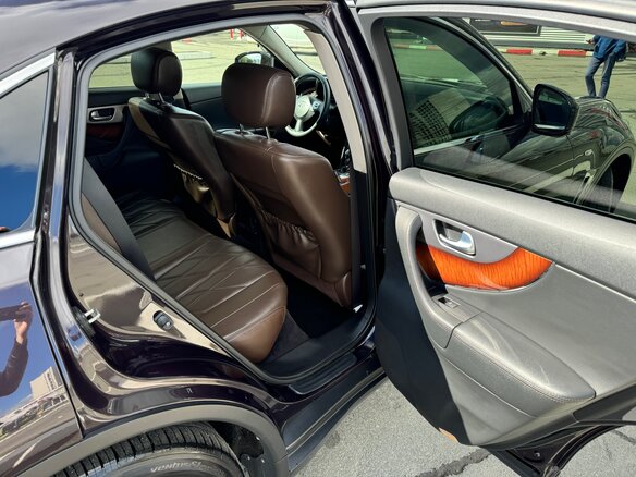 2011 Infiniti FX37 II (S51) Рестайлинг, коричневый, 2500000 рублей - вид 12
