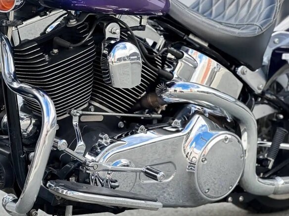 2010 Harley-Davidson Softail Deluxe, пурпурный, 1350000 рублей - вид 19