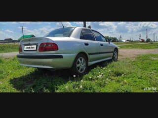 2003 Mitsubishi Carisma I Рестайлинг, серебристый, 300000 рублей, вид 3