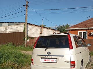 2010 Toyota ISis I Рестайлинг, белый, 1500000 рублей, вид 4