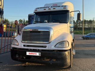 2003 Freightliner Columbia, белый, 1600000 рублей, вид 1