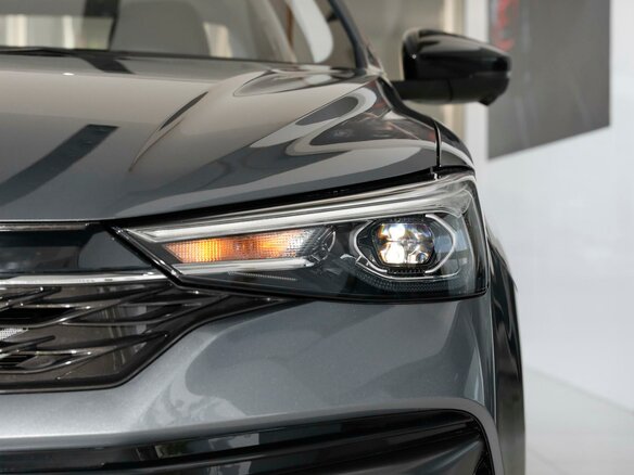 2023 Roewe i5 I Рестайлинг, серый - вид 9
