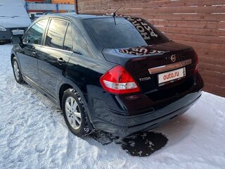 2011 Nissan Tiida I Рестайлинг, чёрный, 790000 рублей, вид 4