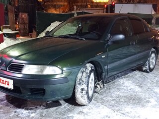 1999 Mitsubishi Carisma I Рестайлинг, зелёный, 185000 рублей, вид 1