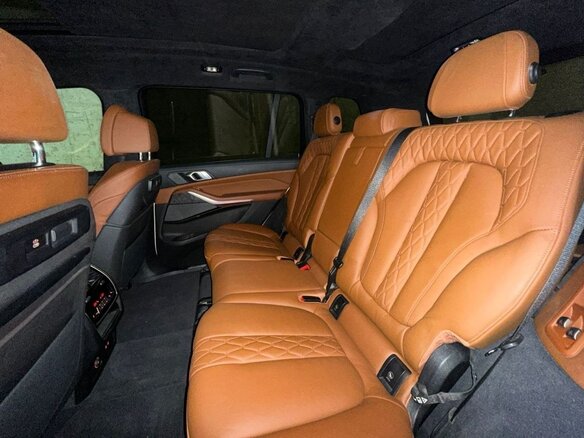 2019 BMW X7 30d I (G07), белый, 8700000 рублей - вид 13
