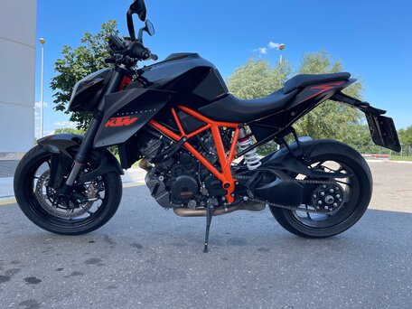 2014 KTM 1290 Super Duke R, чёрный, 999999 рублей, вид 2