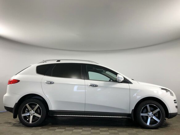 2015 Luxgen Luxgen7 SUV, белый - вид 4