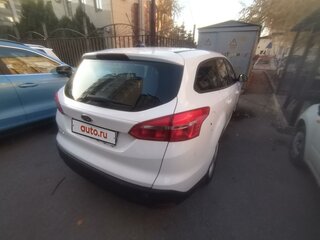 2017 Ford Focus III Рестайлинг, белый, 720000 рублей, вид 3