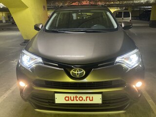 2018 Toyota RAV4 IV (XA40) Рестайлинг, коричневый, 2350000 рублей, вид 2