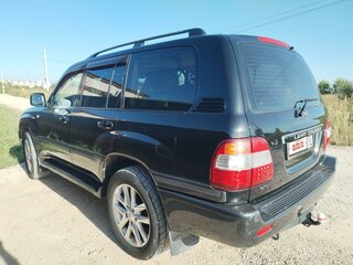 2005 Toyota Land Cruiser 100 Series Рестайлинг 2, чёрный, 1950000 рублей, вид 3