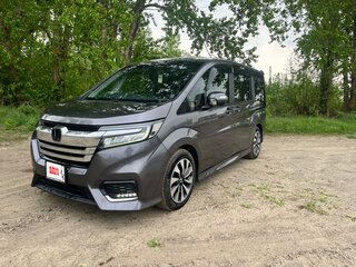 2018 Honda Stepwgn Spada V Рестайлинг, серый, 2040000 рублей, вид 1