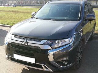 2019 Mitsubishi Outlander III Рестайлинг 3, серый, 2360000 рублей, вид 2